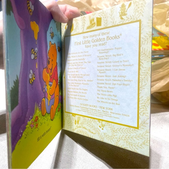 BRAND NEW VINTAGE A First Little Golden Book Thank You Pooh - Picture 4 of 8